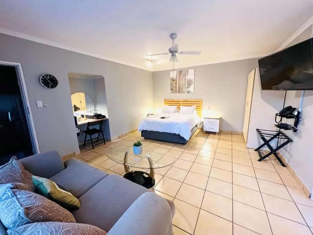 Luxury Suite