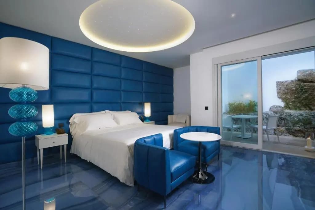 Suite with garden view