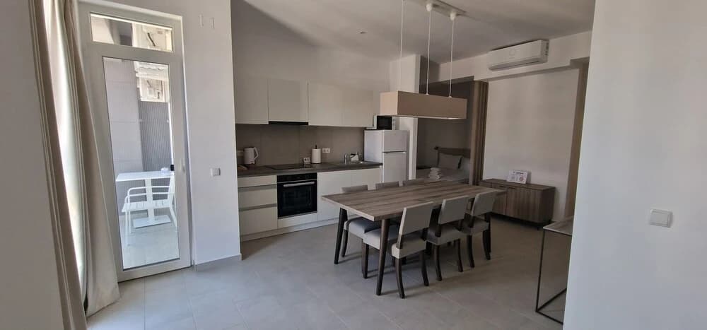 Deluxe Studio with balcony
