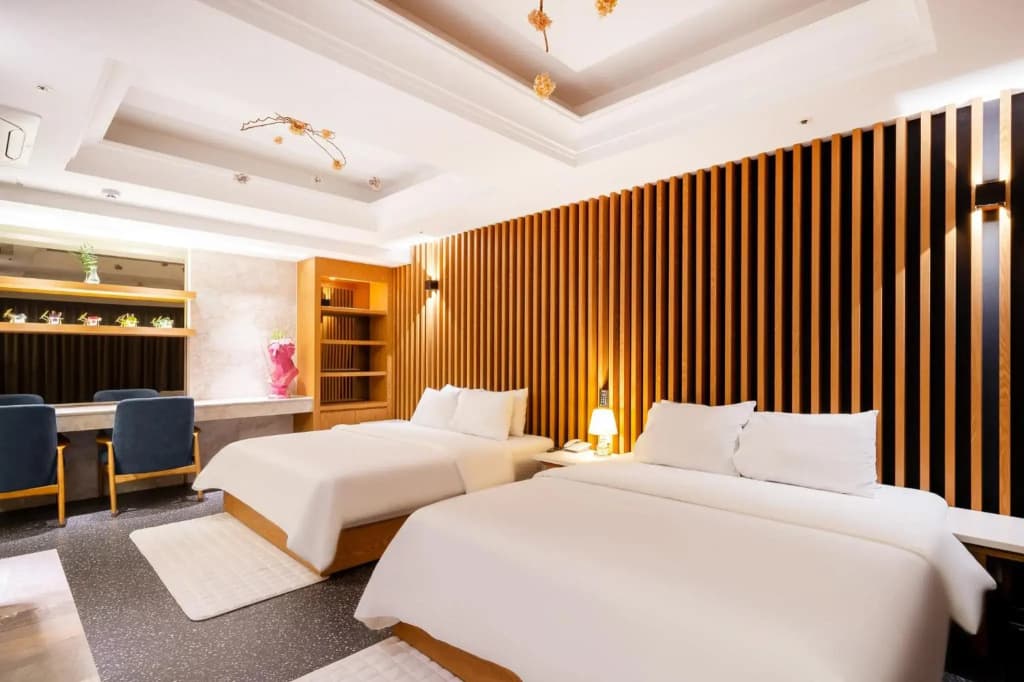 Hotel photo 12
