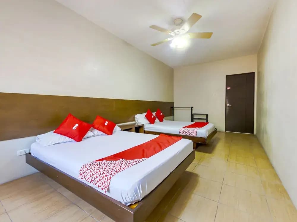 Economy Quadruple room