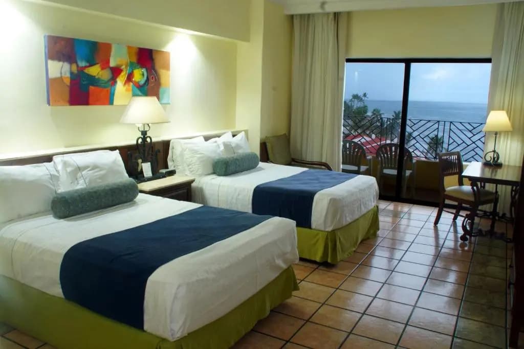 1 Bedroom Suite