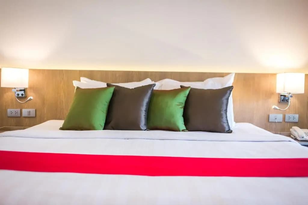Superior Double room with pool view full double bed