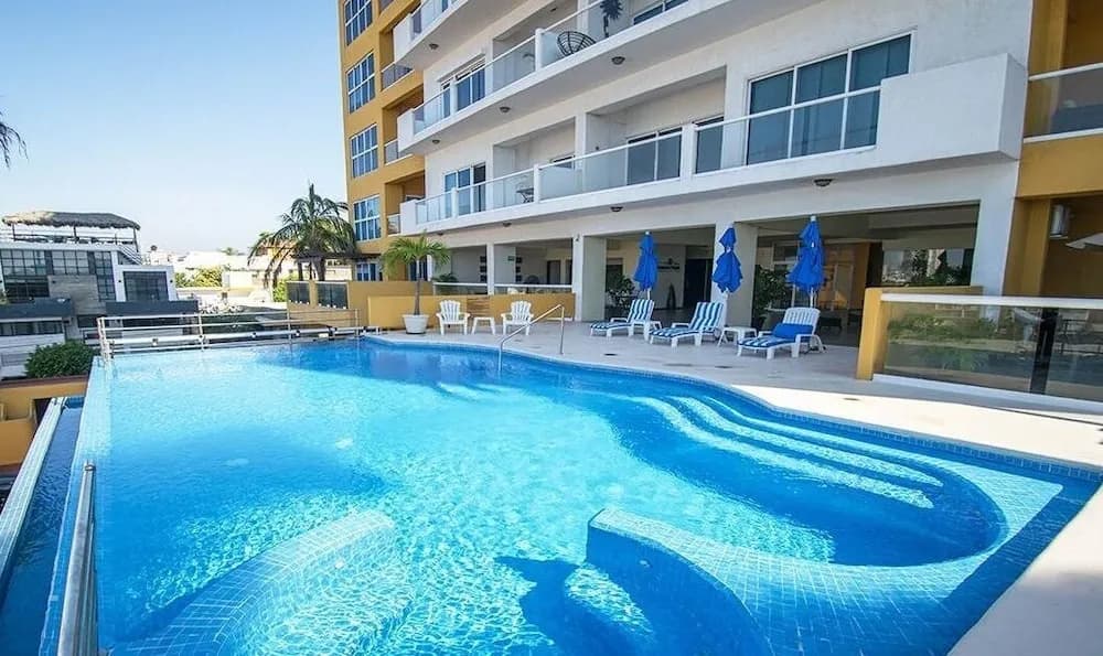 Hotel photo 2