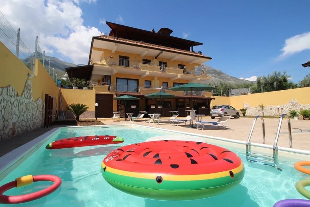 Hotel photo 11