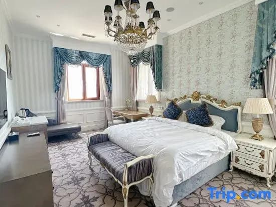Double Villa full double bed