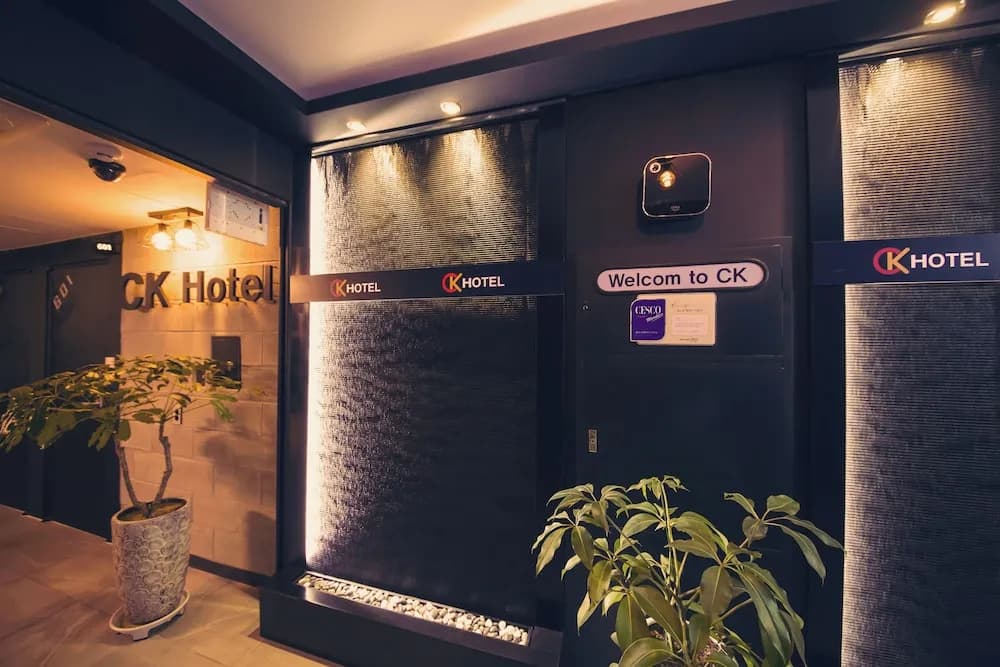 Hotel photo 1