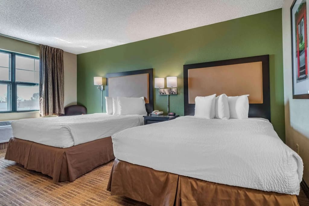 Quadruple Suite