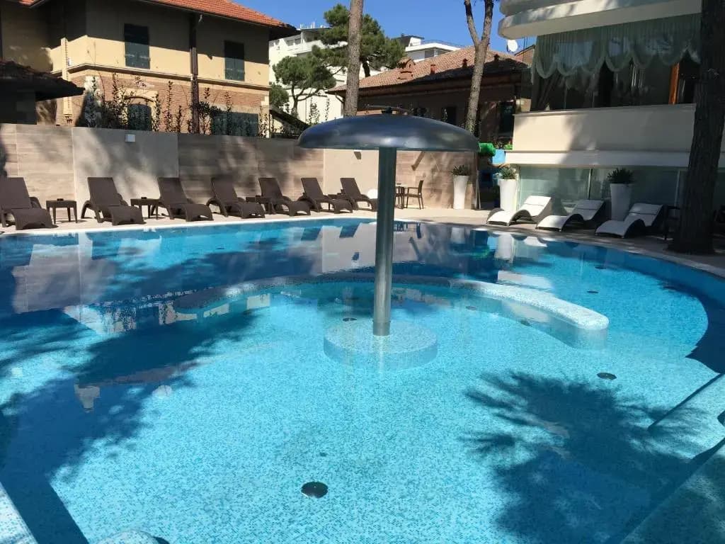 Hotel photo 12