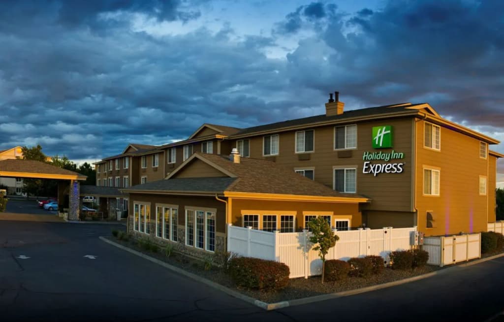 Hotel photo 1