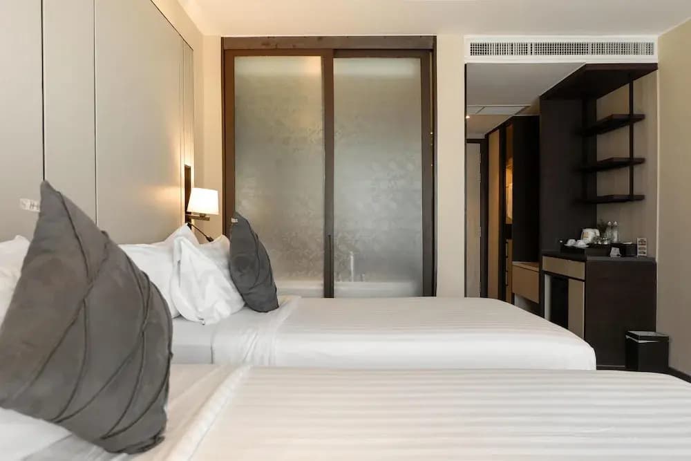 Deluxe Double room with balcony twin beds