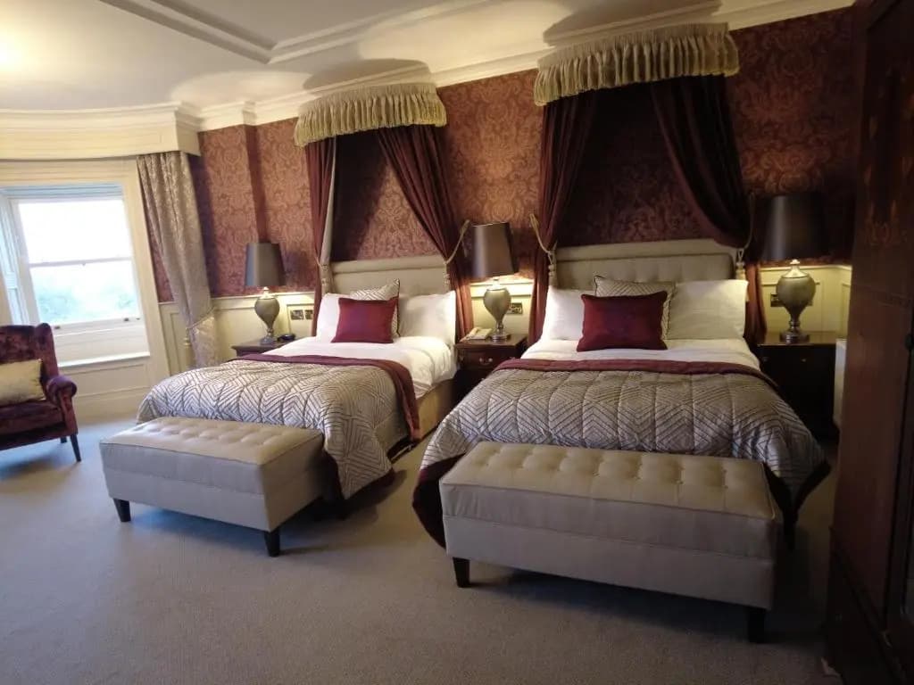 Standard Family room
