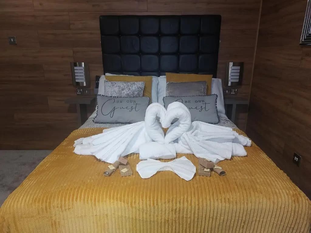 Deluxe Double room full double bed