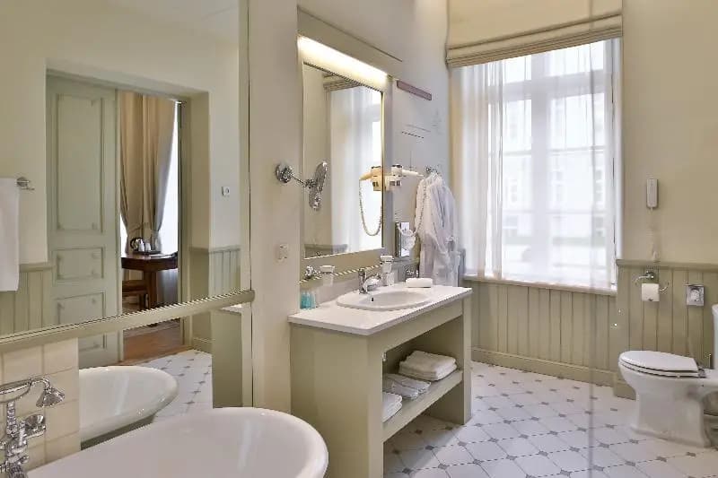 Deluxe Single room