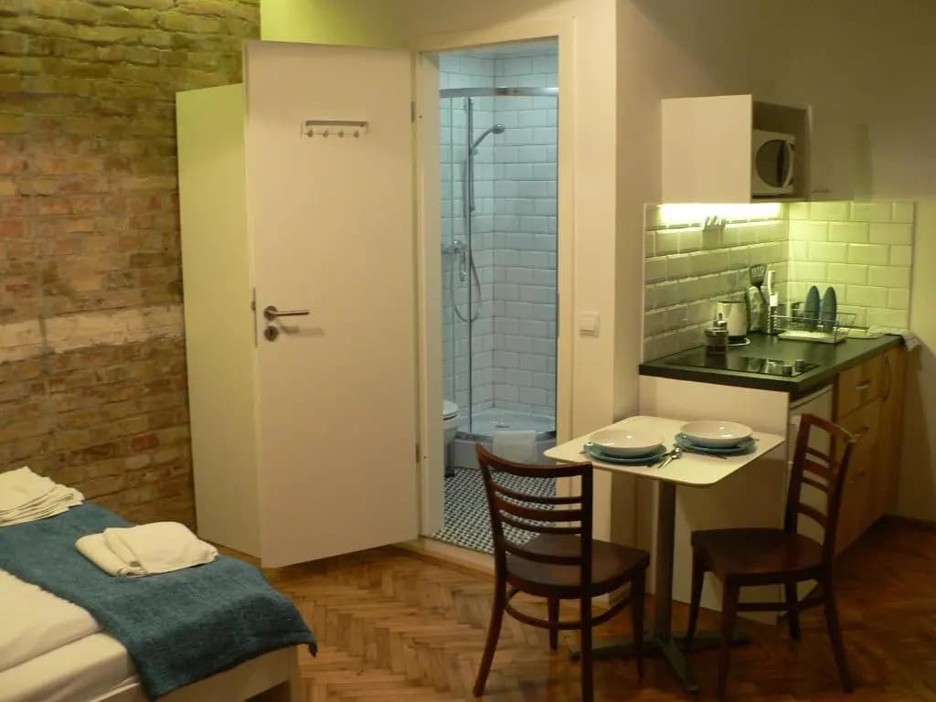 Studio with courtyard view