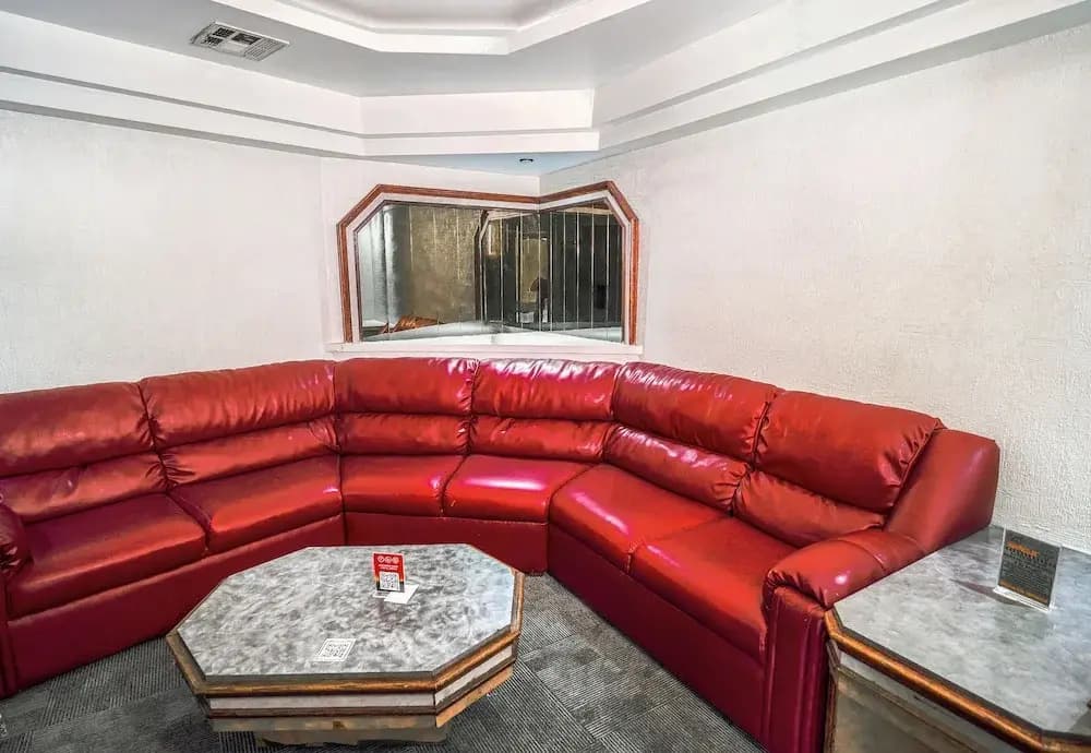 Premium Suite