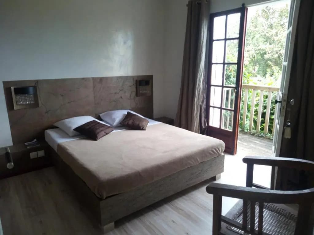 Standard Double room with sea view full double bed
