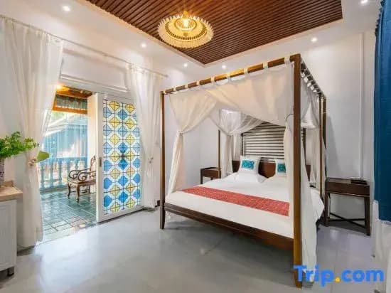 Standard Family room with balcony