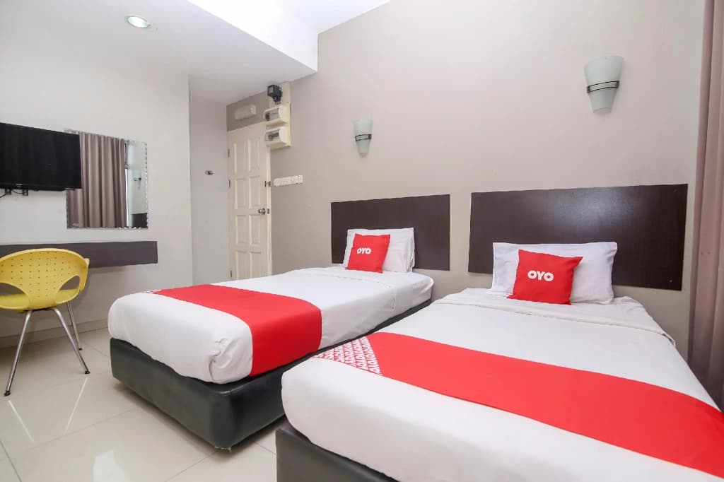 Deluxe Double room twin beds