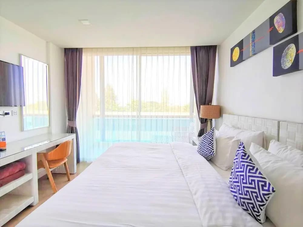 Deluxe room with balcony