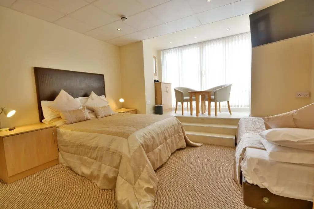 Standard Triple room with balcony