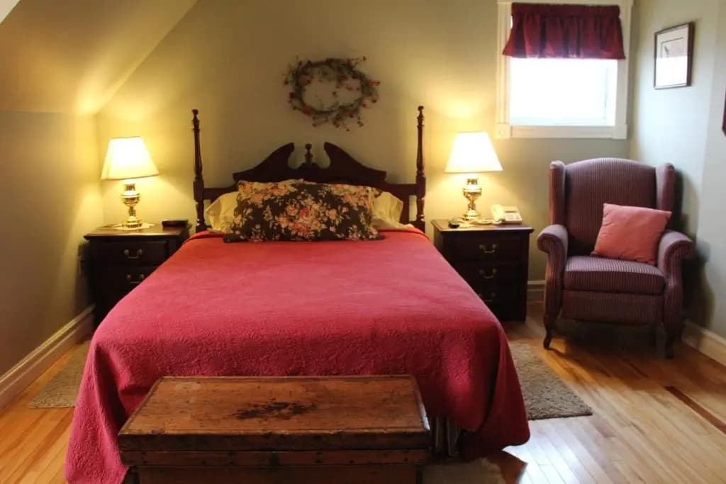 Standard Double room with garden view full double bed
