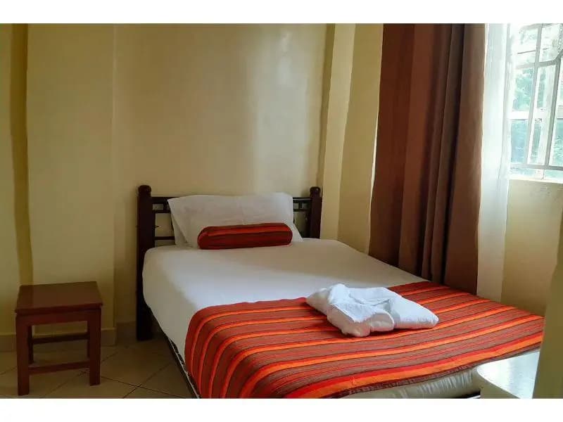 Economy Double room full double bed