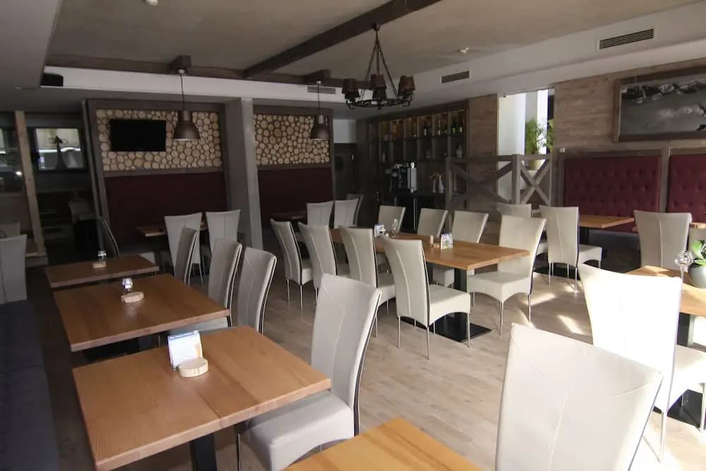 Hotel photo 11