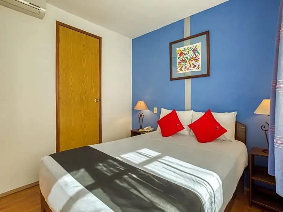 Basic Double room full double bed