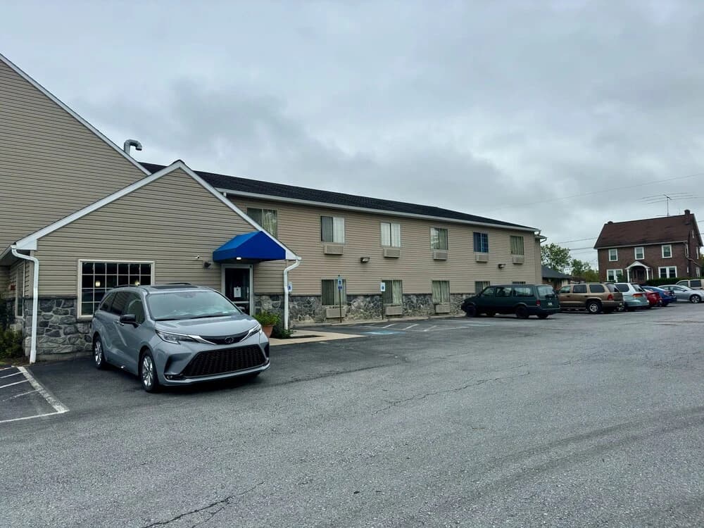 Hotel photo 1