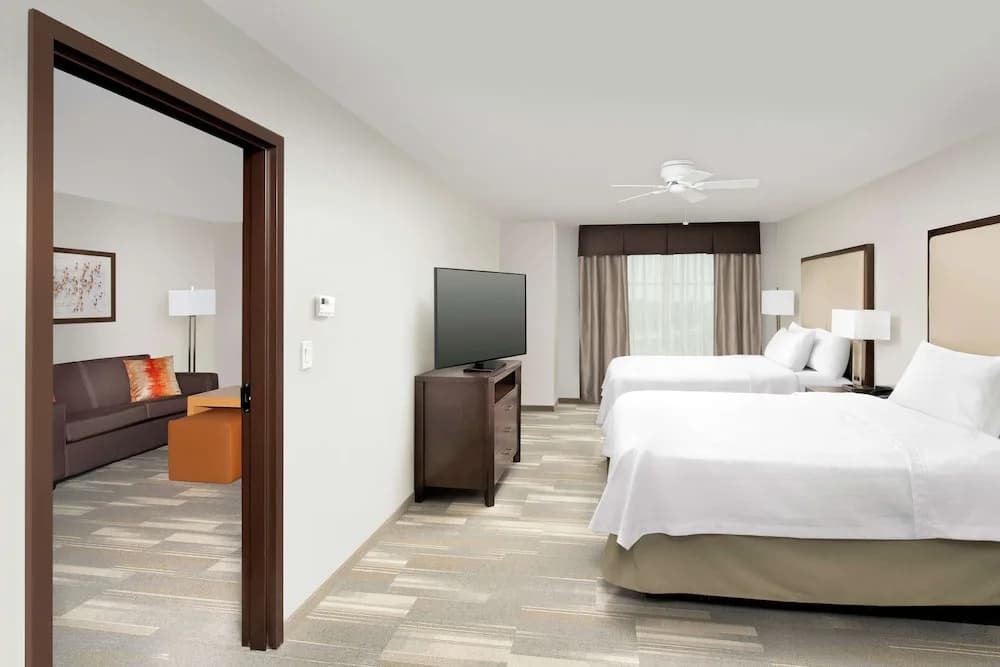 1 Bedroom Suite