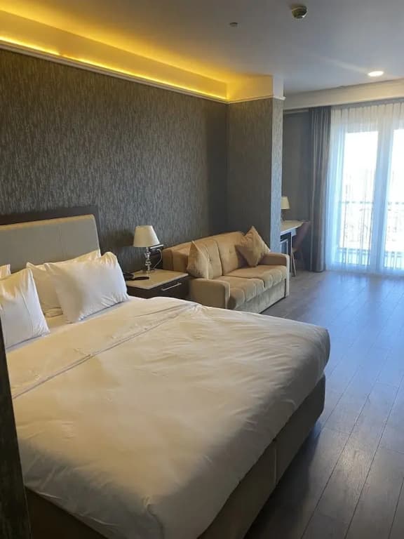 2 Bedrooms Standard Quadruple Family room