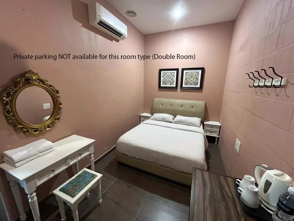 Economy room