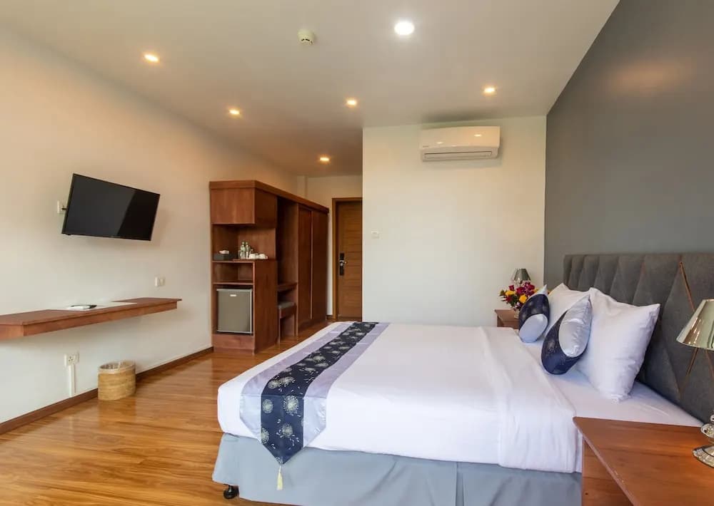 Superior Double room with balcony full double bed