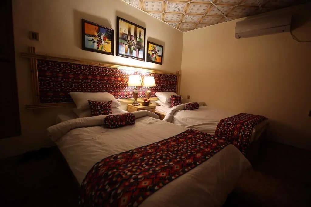 Deluxe Double room twin beds