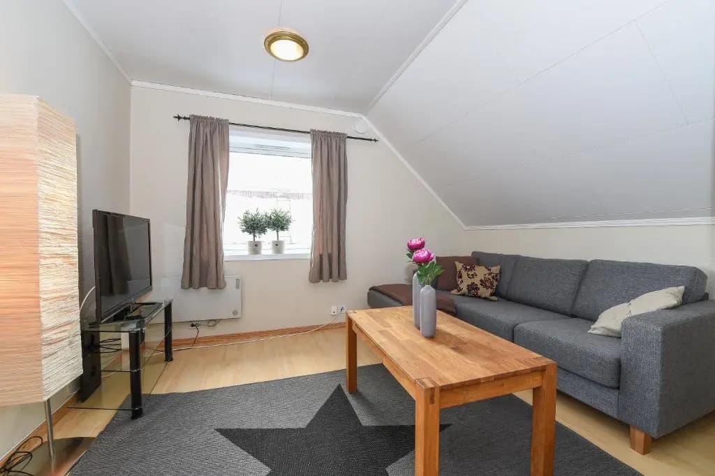 3 Bedrooms Apartment