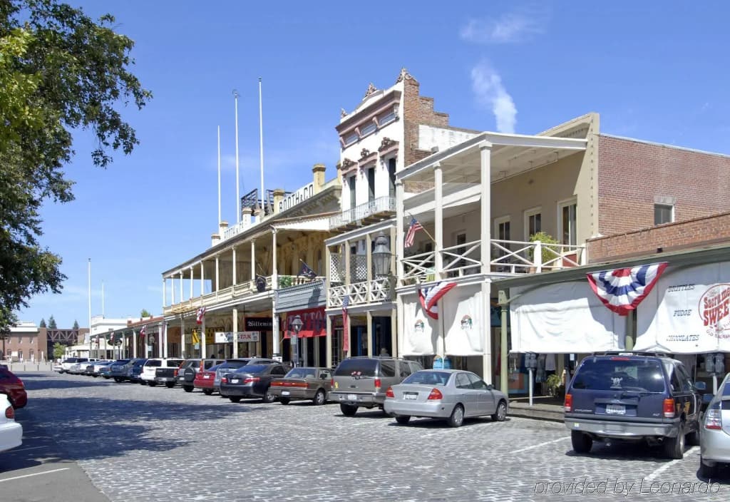 Hotel photo 1