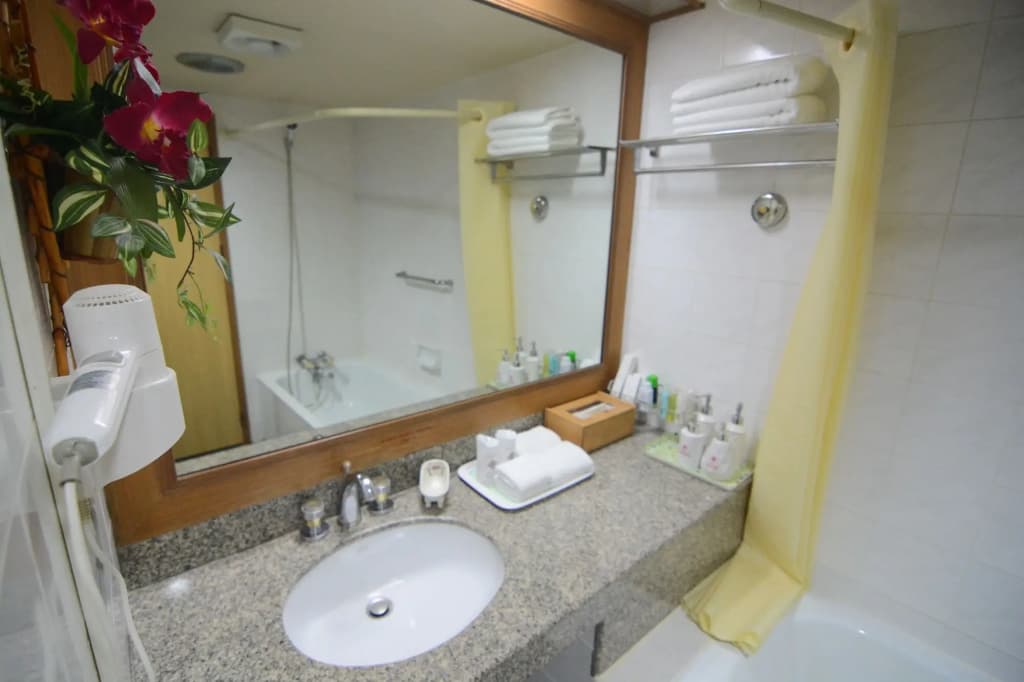 Hotel photo 8