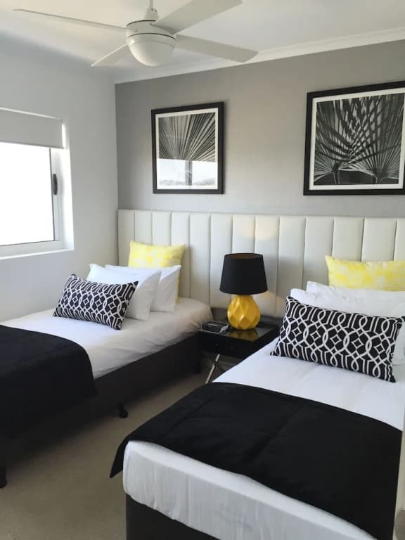 2 Bedrooms Apartment with balcony
