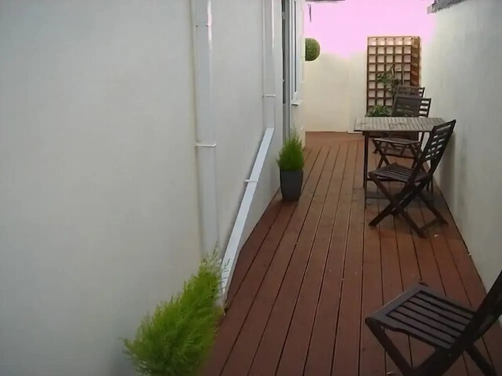 1 Bedroom Standard Basement Apartment