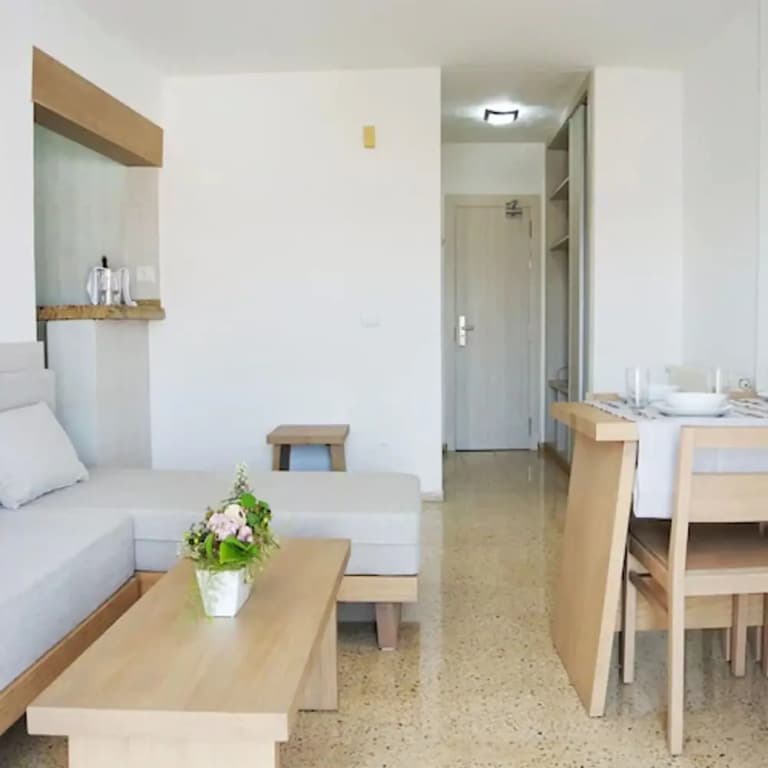 1 Bedroom Premium Apartment with balcony