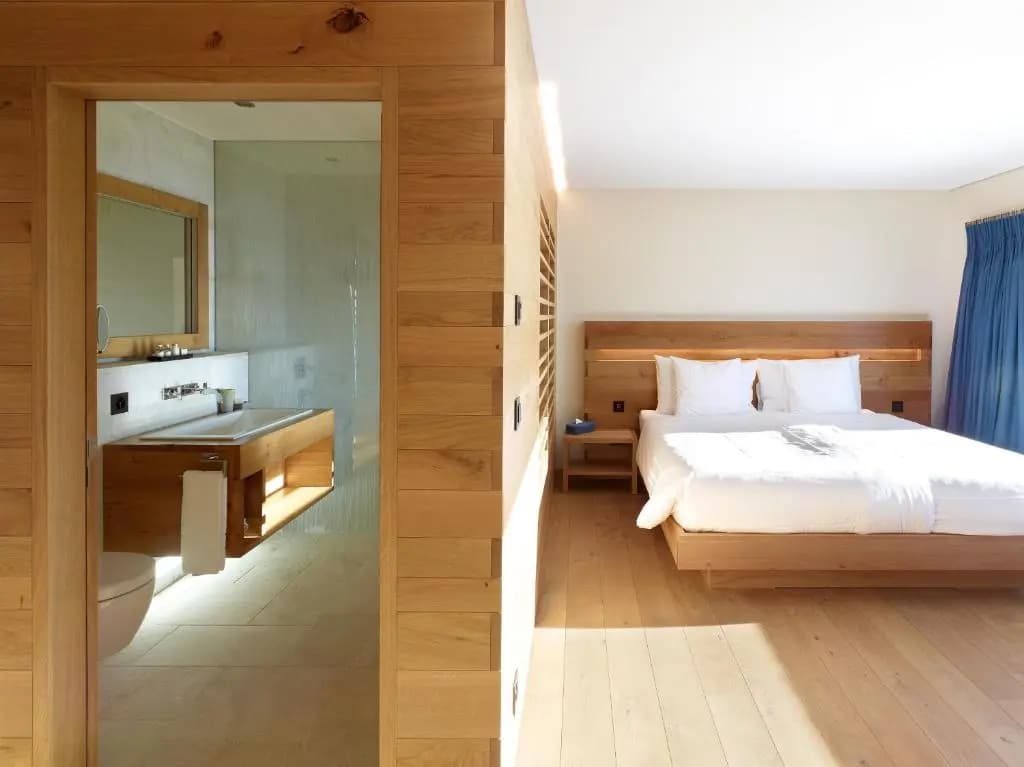 Superior Double room full double bed