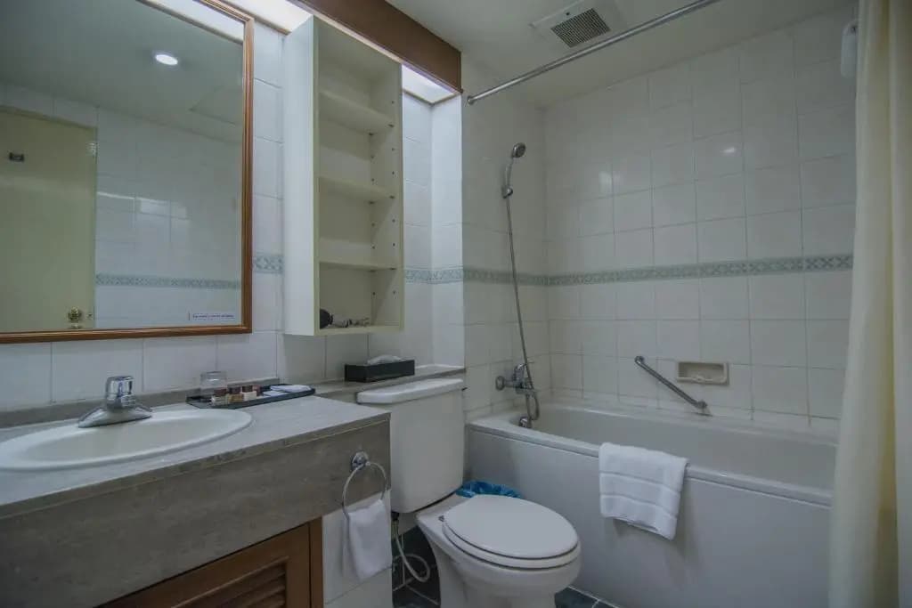 2 Bedrooms Apartment