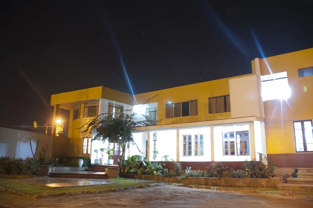 Hotel photo 1