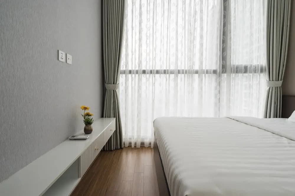 1 Bedroom Apartment with balcony