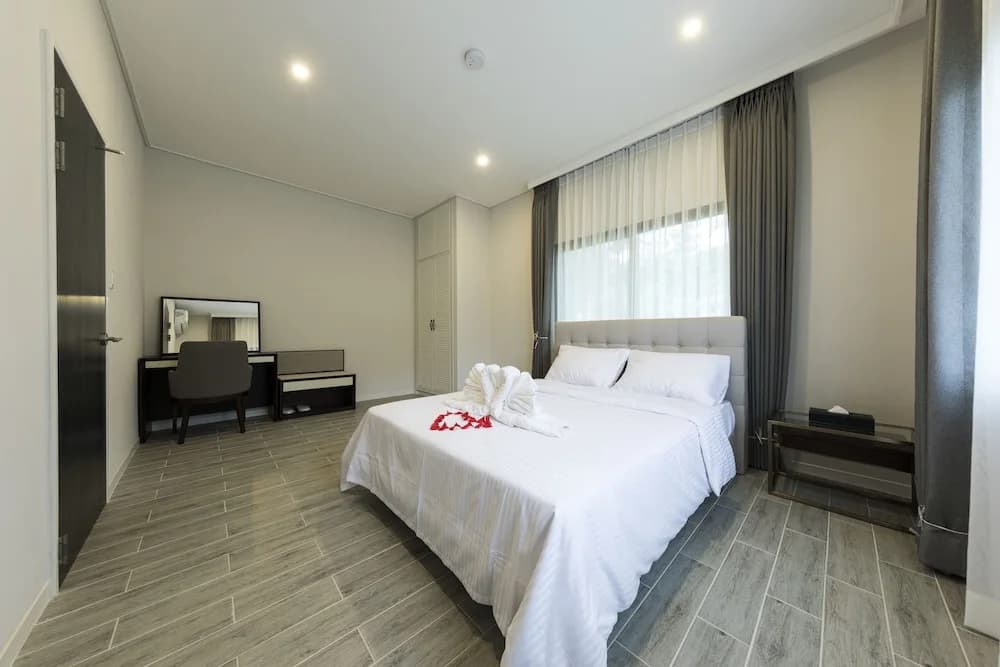 3 Bedrooms Premium Suite