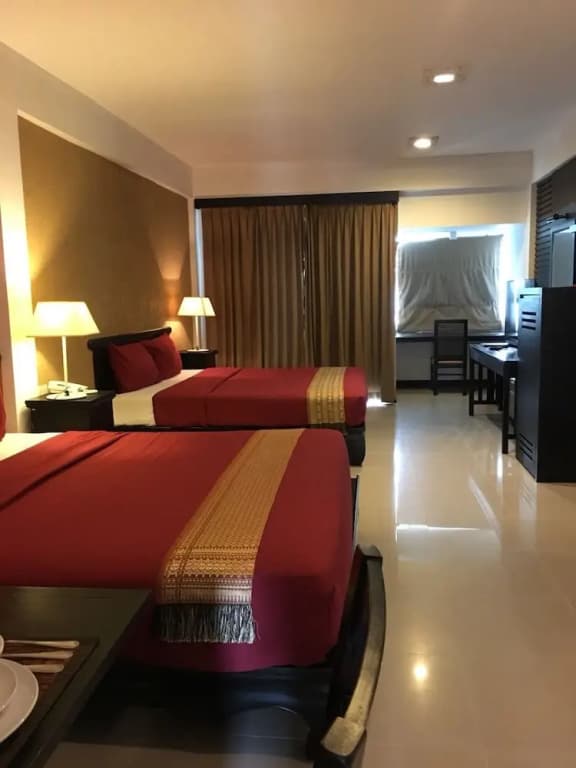 Deluxe Double room with balcony full double bed