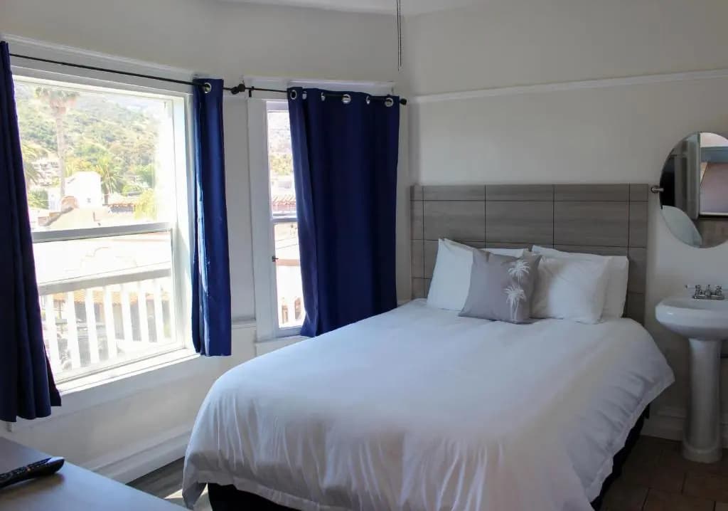 Economy room