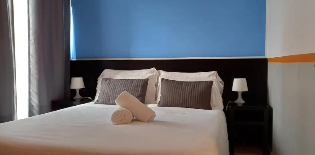 Double room full double bed