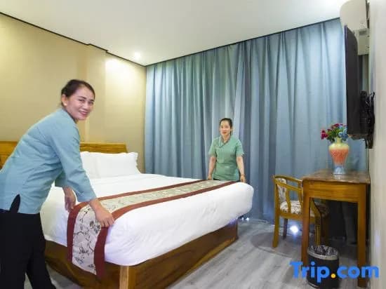 Superior Double Suite full double bed